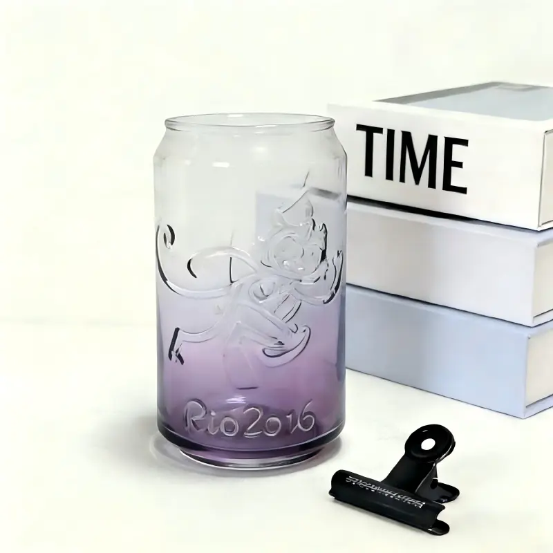 Tumbler Kaca Timbul Ungu yang diganti secara bertahap