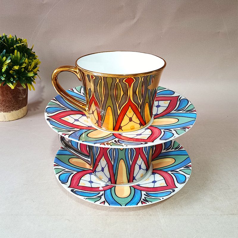 Set Cangkir & Piring Keramik Refleksi Cermin
